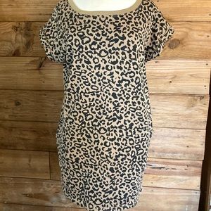 Ellison leopard print sweatshirt mini dress or tunic size Medium